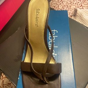 Fabulaire Brown Petite Heels